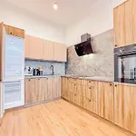 L&c-elbresidenzen & Designersuites Am Elberadweg Apartmanhotel Magdeburg