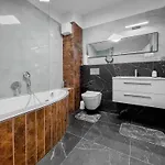 L&c-elbresidenzen & Designersuites Am Elberadweg 4*