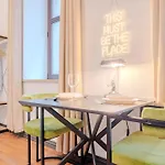 L&c-elbresidenzen & Designersuites Am Elberadweg 아파트호텔