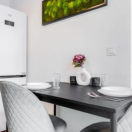 L&c-elbresidenzen & Am Elberadweg 4*