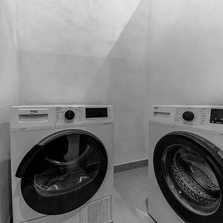 L&c-elbresidenzen & Am Elberadweg