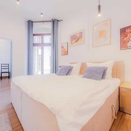 Aparthotel L&C-Elbresidenzen & Designersuites Am Elberadweg Magdeburg