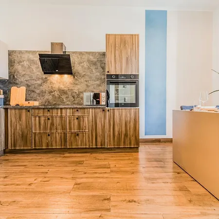 מלון דירות L&c-elbresidenzen & Designersuites Am Elberadweg 4*