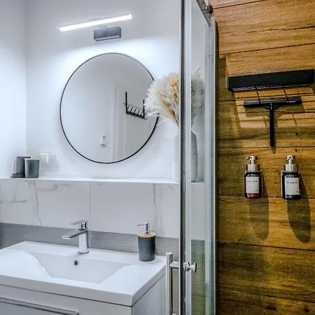 Aparthotel L&C-Elbresidenzen & Designersuites Am Elberadweg 4*