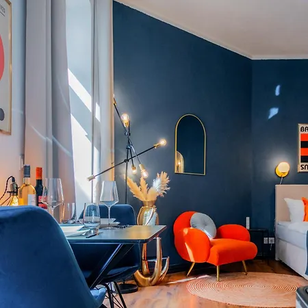 L&c-elbresidenzen & Am Elberadweg