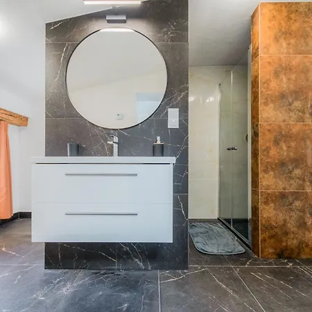 מלון דירות L&c-elbresidenzen & Designersuites Am Elberadweg 4*
