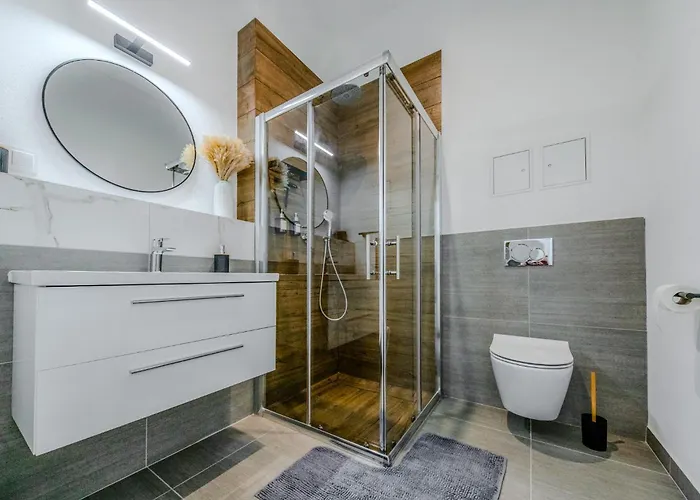 L&c-elbresidenzen & Designersuites Am Elberadweg شقة فندقية