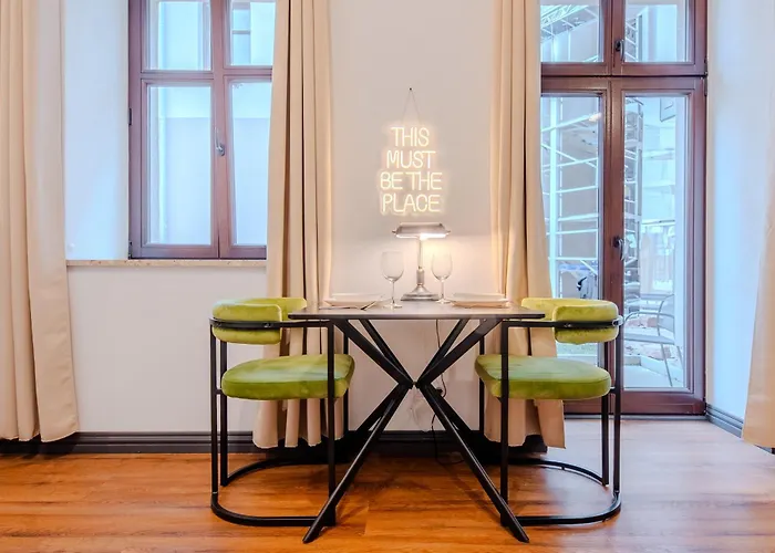 Ξενοδοχείο με διαμερίσματα L&c-elbresidenzen & Designersuites Am Elberadweg 4*