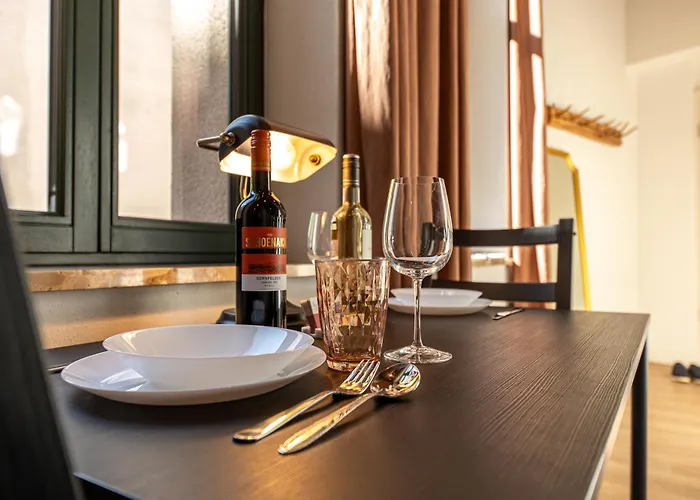 L&c-elbresidenzen & Am Elberadweg